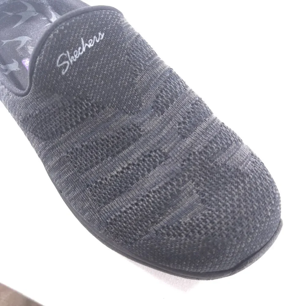Skechers Relaxed Fit Slip On Walking Shoe Womens Size 7.5 44915 Black